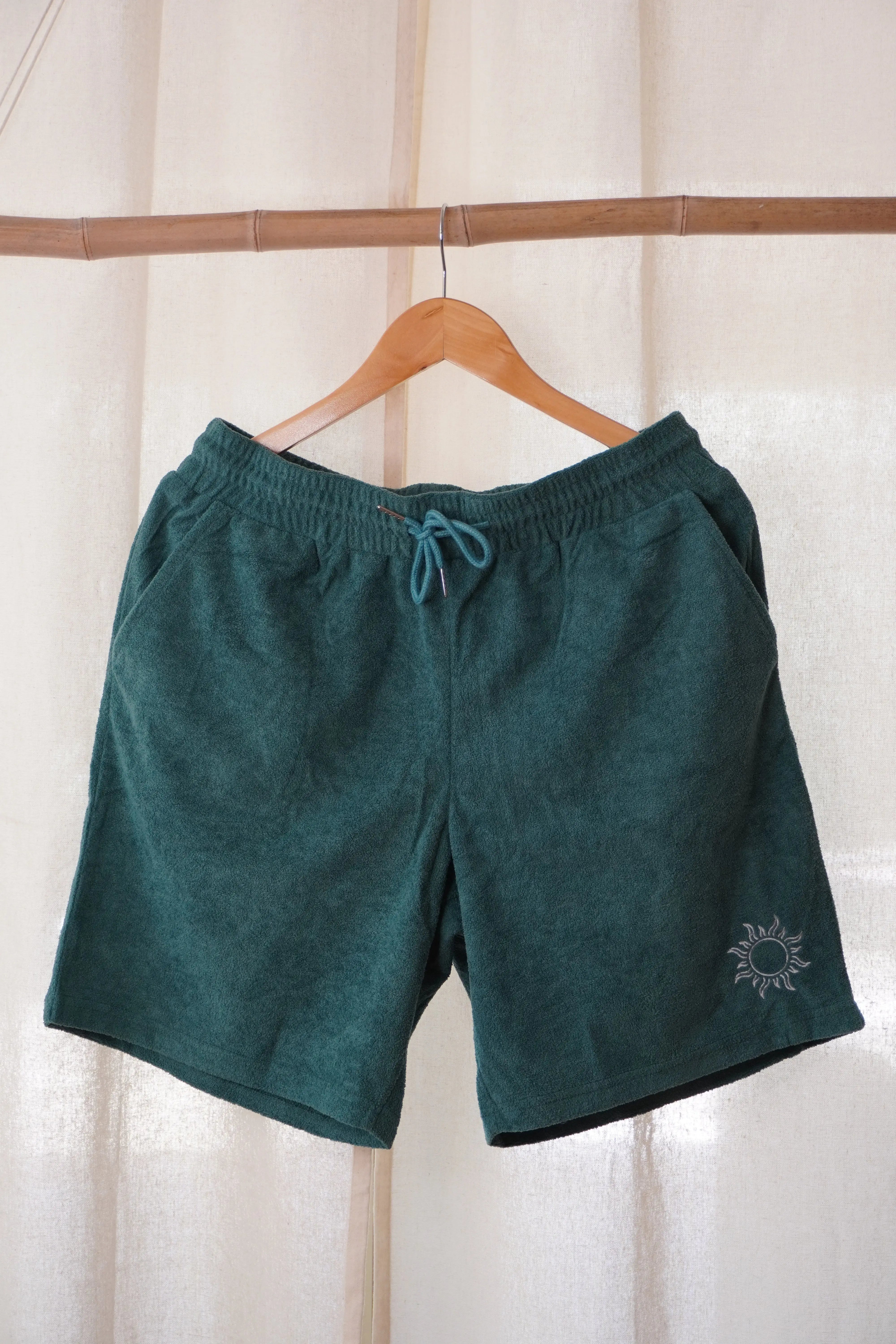 Short en éponge brodé - Matanai (Bleu canard) Matanai