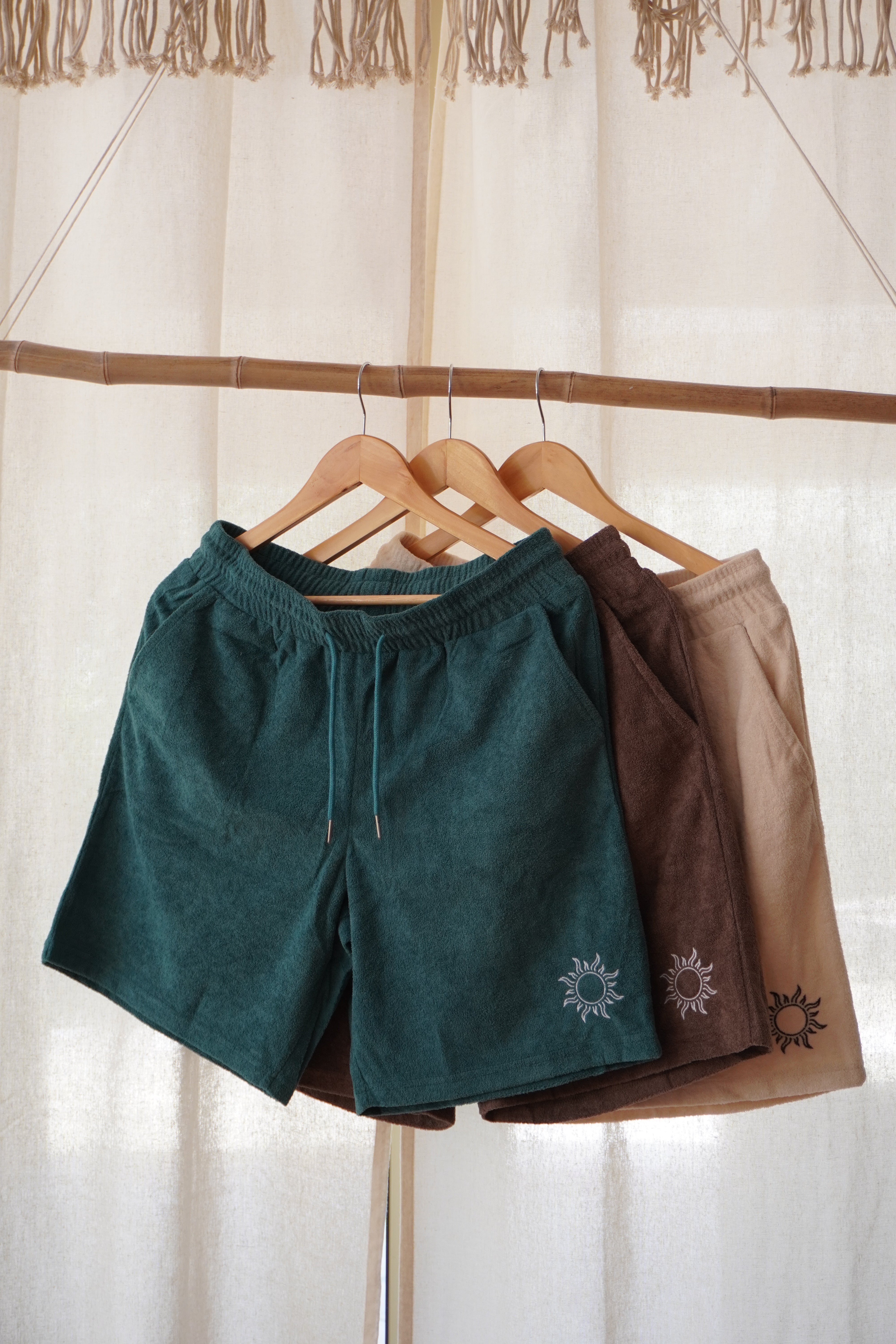 Short en éponge brodé - Matanai (Crème)